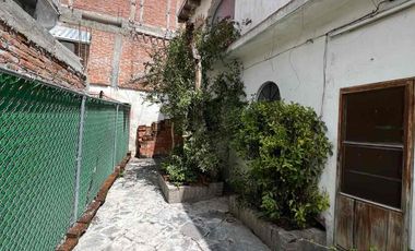 Gran oportunidad de inversión para remodelar casa en Centro de San Miguel de Allende, calle atascadero y Aparicio.