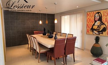 CASA EN ESQUINA CON ALBERCA 🏡✨ FRACC. PRIVADO | AMUEBLADA | FRENTE A PARQUE