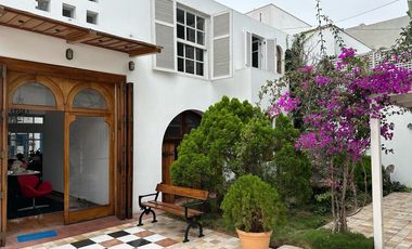CASA EN VENTA EN SAN ISIDRO