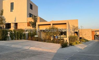 Nuevo Refugio departamento amueblado en renta IO2142