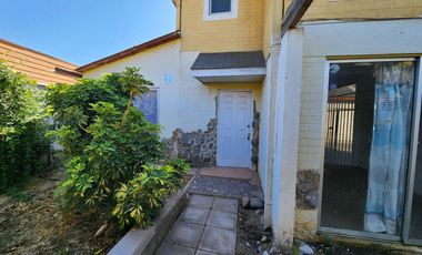 Se vende acogedora casa en Loteo Jardines de Machali, Machali