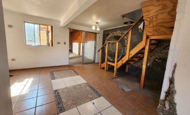 Se vende acogedora casa en Loteo Jardines de Machali, Machali
