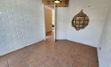 Se vende acogedora casa en Loteo Jardines de Machali, Machali