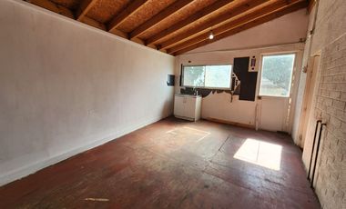 Se vende acogedora casa en Loteo Jardines de Machali, Machali