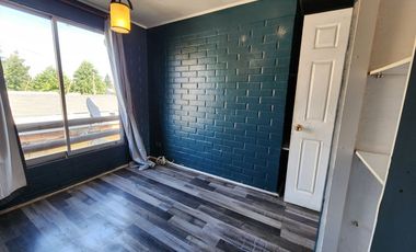 Se vende acogedora casa en Loteo Jardines de Machali, Machali