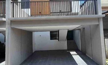 Rumah Siap Huni Estetik 2 Lantai Di Buah batu Sekelimus