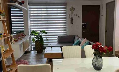 vendo h casa como nueva en Colonia Atlanta a un lado de urbi balboa.