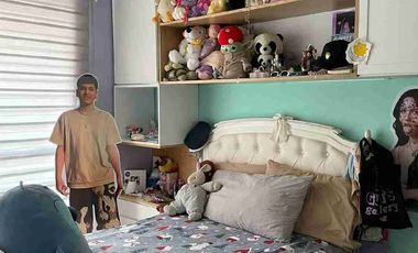 vendo h casa como nueva en Colonia Atlanta a un lado de urbi balboa.