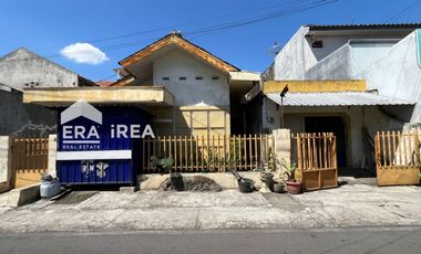 DIJUAL RUMAH DI SUMBER BANJARSARI SURAKARTA