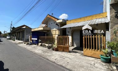 DIJUAL RUMAH DI SUMBER BANJARSARI SURAKARTA