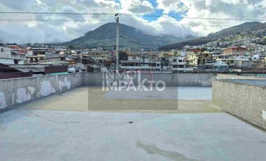 Casa Rentera Esquinera en Venta La Magdalena Sur de Quito