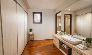 FOR SALE 6 BEDROOM FULLY FURNISHED VILLA – DENPASAR