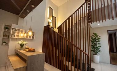 FOR SALE 6 BEDROOM FULLY FURNISHED VILLA – DENPASAR