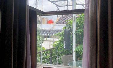 Modern house for rent in a strategic location in Matraman, near Rawamangun, Jatinegara & Rawasari