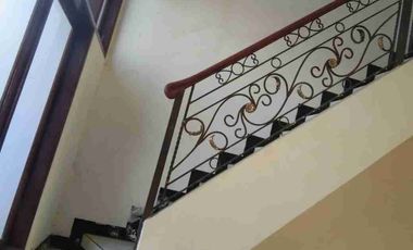 Jual & Sewa Rumah Simpang Darmo Permai Selatan