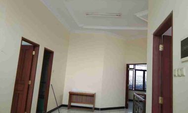 Jual & Sewa Rumah Simpang Darmo Permai Selatan