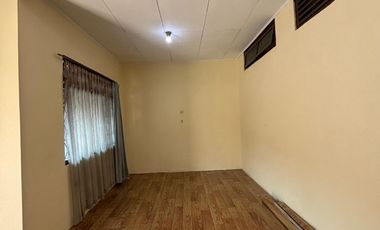 TURUN HARGA !! Dijual rumah Riung Bandung Cipamokolan kota bandung