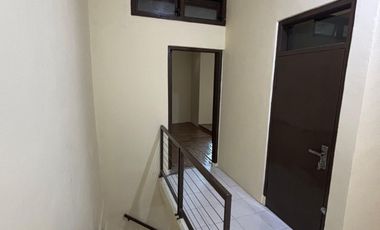 TURUN HARGA !! Dijual rumah Riung Bandung Cipamokolan kota bandung