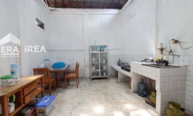 DIJUAL RUMAH DEKAT THE PARK MALL, PAKUWON MALL PUSAT BISNIS SOLO BARU