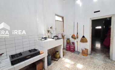 DIJUAL RUMAH DEKAT THE PARK MALL, PAKUWON MALL PUSAT BISNIS SOLO BARU