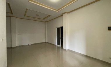 Disewakan Rumah Luas & Akses Mudah ke Kota Jogja & Fasilitas Lengkap, Ngestiharjo, Bantul