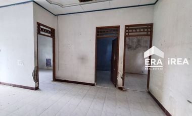 DIJUAL RUMAH DI NGORESAN JEBRES SURAKARTA