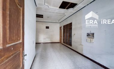 DIJUAL RUMAH DI NGORESAN JEBRES SURAKARTA