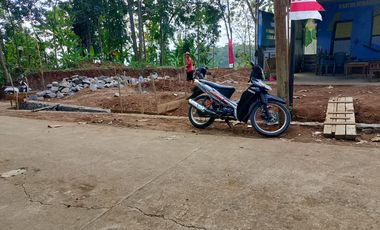 Tanah murah di gunungpati lokasi dijln mayaran gunungpati bisa di tempo