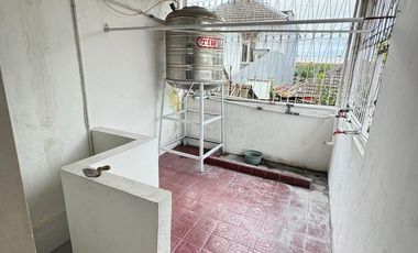 RUMAH DUA LANTAI TENGAH KOTA JOGJA COCOK UNTUK KELUARGA BESAR