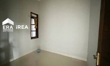 DIJUAL RUMAH DI SUMBER BANJARSARI SURAKARTA