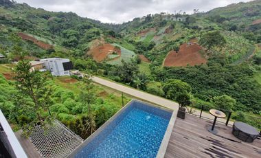 Rumah Villa mewah di Dago Village dengan kolam renang View Gunung