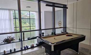 Rumah Villa mewah di Dago Village dengan kolam renang View Gunung
