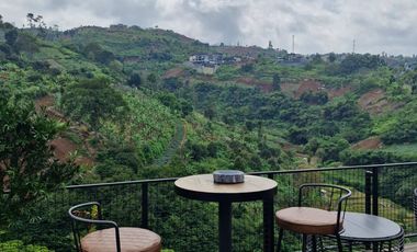 Rumah Villa mewah di Dago Village dengan kolam renang View Gunung