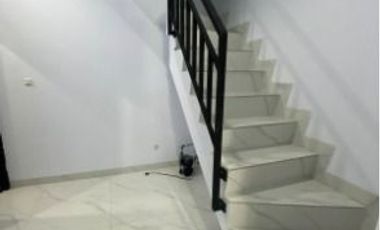 DIJUAL CEPAT RUMAH DI TAMAN SURYA 5