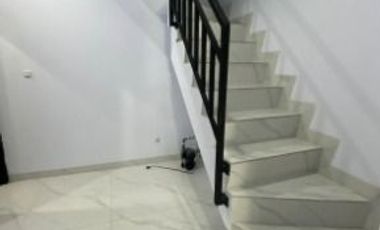 DIJUAL CEPAT RUMAH DI TAMAN SURYA 5