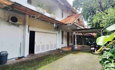 RUMAH HOMEY PRIVATE POOL DEKAT ANTASARI & KEMANG