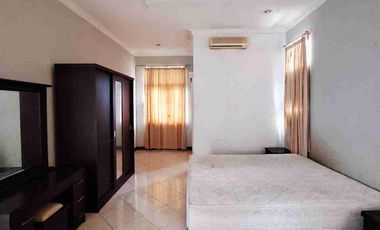 RUMAH HOMEY PRIVATE POOL DEKAT ANTASARI & KEMANG