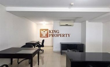 Jarang Ada Sewa 2Lt. Semifurnished di Neo Soho Residence Akses Tempat Kuliner Tanjung Duren, Pintu Tol Dekat ke Mall Central Park, Taman Anggrek