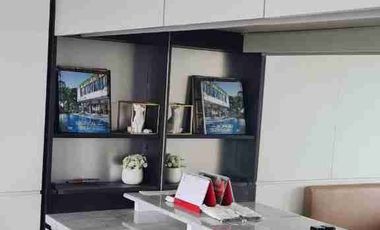 Dijual Cepat Full Furnished  Apartemen Puncak CBD Surabaya