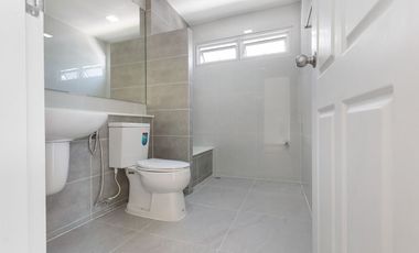 บ้านเดี่ยว 2 ชั้น รีโนเวทใหม่ หมู่บ้าน มัณฑนา แจ้งวัฒนะ-ราชพฤกษ์ ทำเลดี ติดถนนใหญ่