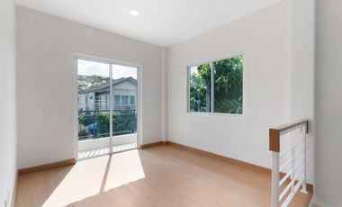 บ้านเดี่ยว 2 ชั้น รีโนเวทใหม่ หมู่บ้าน มัณฑนา แจ้งวัฒนะ-ราชพฤกษ์ ทำเลดี ติดถนนใหญ่