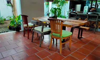 Disewakan Bulanan Dan Tahunan Villa Tropis Suasana Ubud Fully Furnished di Jimbaran.