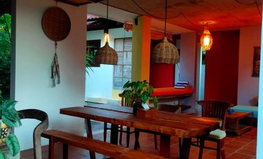 Disewakan Bulanan Dan Tahunan Villa Tropis Suasana Ubud Fully Furnished di Jimbaran.
