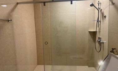 Fully Furnished 1 Bedroom with Balcony One Shangrila Place For Rent Condo Mandaluyong