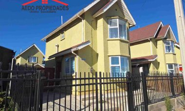 Se Arrienda Amplia y Linda Casa, Aislada de dos pisos, en Villa Amanecer, comuna de Quillota.