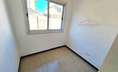 Se Arrienda Amplia y Linda Casa, Aislada de dos pisos, en Villa Amanecer, comuna de Quillota.