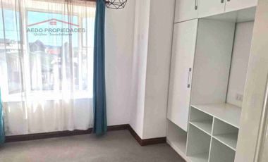 Se Arrienda Amplia y Linda Casa, Aislada de dos pisos, en Villa Amanecer, comuna de Quillota.