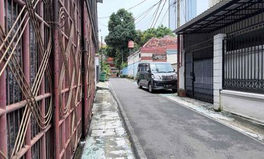 Jual Tanah Bonus Bangunan Super Strategis 300m2 Prime Location di Bendungan Hilir