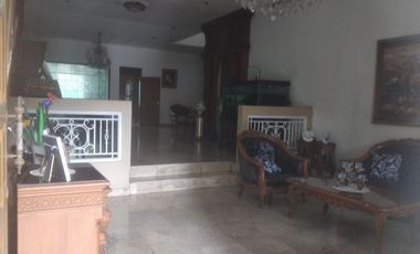 Jual Rumah Klasik sangat Strategis cocok untuk Hotel, Restaurant, Cafe, Rumah Tinggal Di Pusat Komersial Bogor