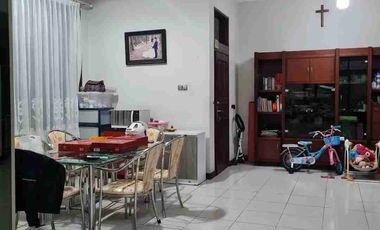 Jual/sewa Rumah mewah asri area Cikutra Baru pahlawan